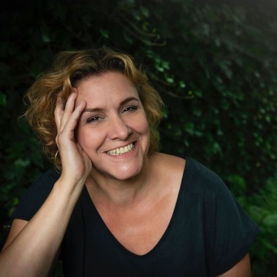 Stichting Ouderwijs richt zich op ouders en verzorgers van jeugd die op de wachtlijst staan voor ambulante specialistische jeugdhulp waarvoor een verwijzing nodig is.