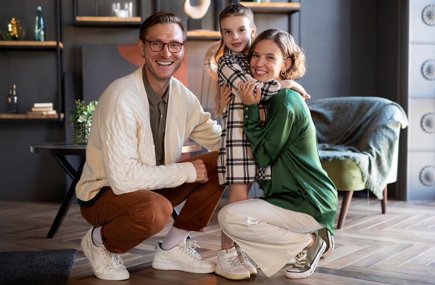 Stichting Ouderwijs richt zich op ouders en verzorgers van jeugd die op de wachtlijst staan voor ambulante specialistische jeugdhulp waarvoor een verwijzing nodig is.